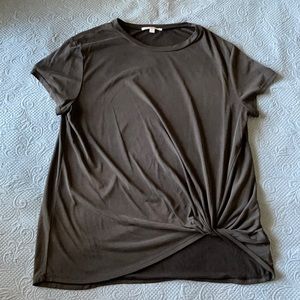 Soft, knotted t-shirt